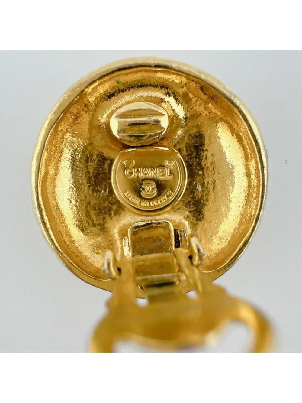 Chanel Vintage Clip-On Earrings #208315C67B
